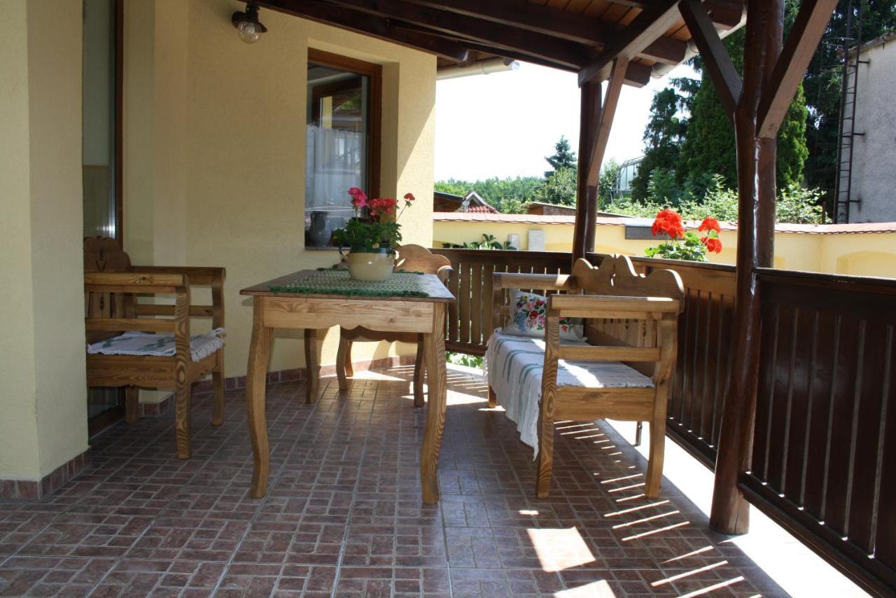 Harmonia Apartmanhaz Hajdúszoboszló Extérieur photo