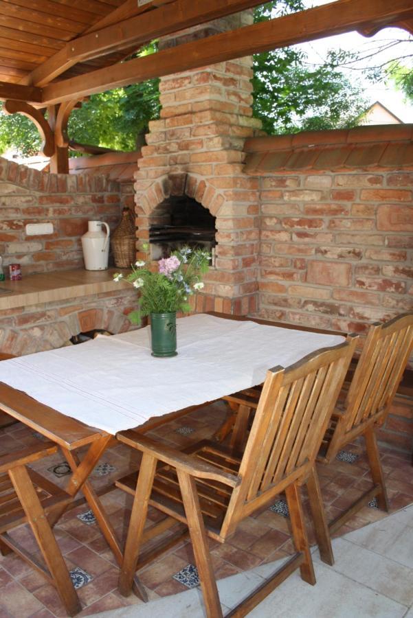 Harmonia Apartmanhaz Hajdúszoboszló Extérieur photo
