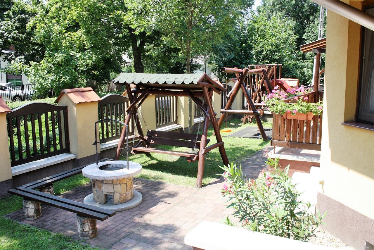Harmonia Apartmanhaz Hajdúszoboszló Extérieur photo